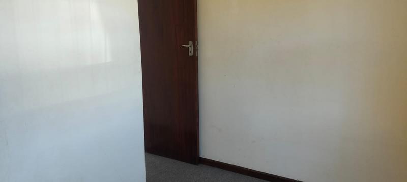 To Let 2 Bedroom Property for Rent in Silver Oaks Western Cape